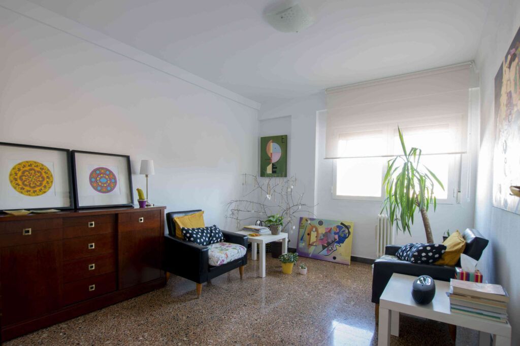 Imagen sala de actividades en consulta de Carmen Rived en Zaragoza